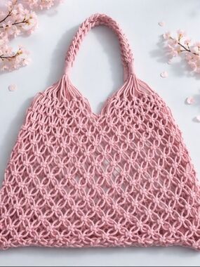 Handwoven Pink Macramé Tote Bag - Chic Everyday Carry